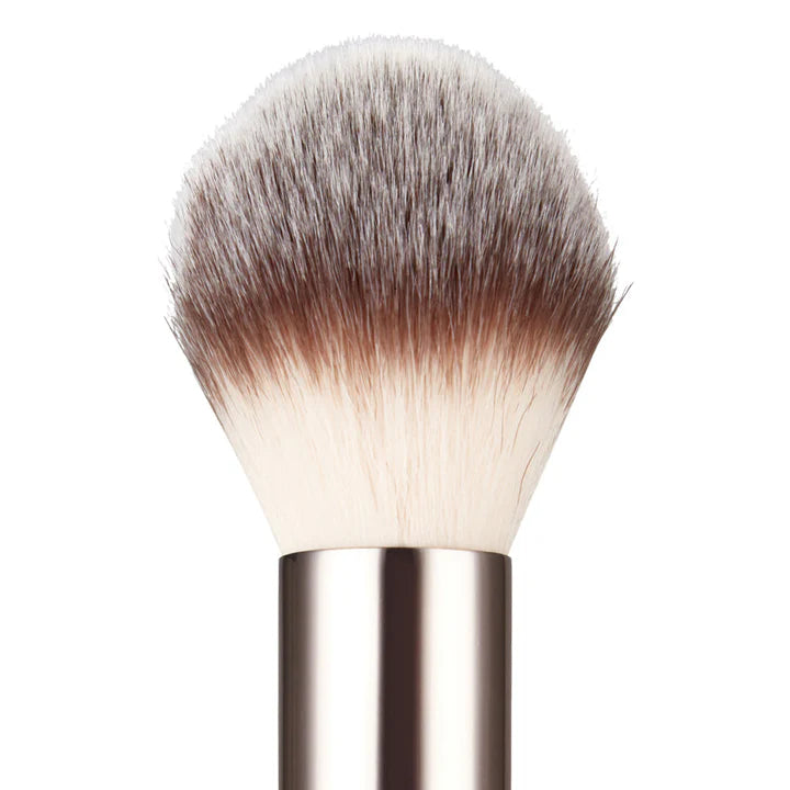 MUA FINISHING BRUSH WITH HOLO BOX
