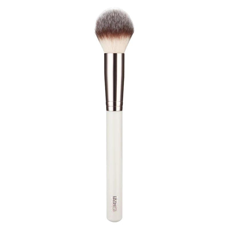 MUA FINISHING BRUSH WITH HOLO BOX