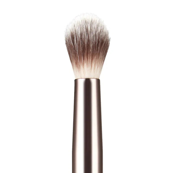 MUA LARGE FLUFY BLENDING BRUSH WITH HOLO BOX